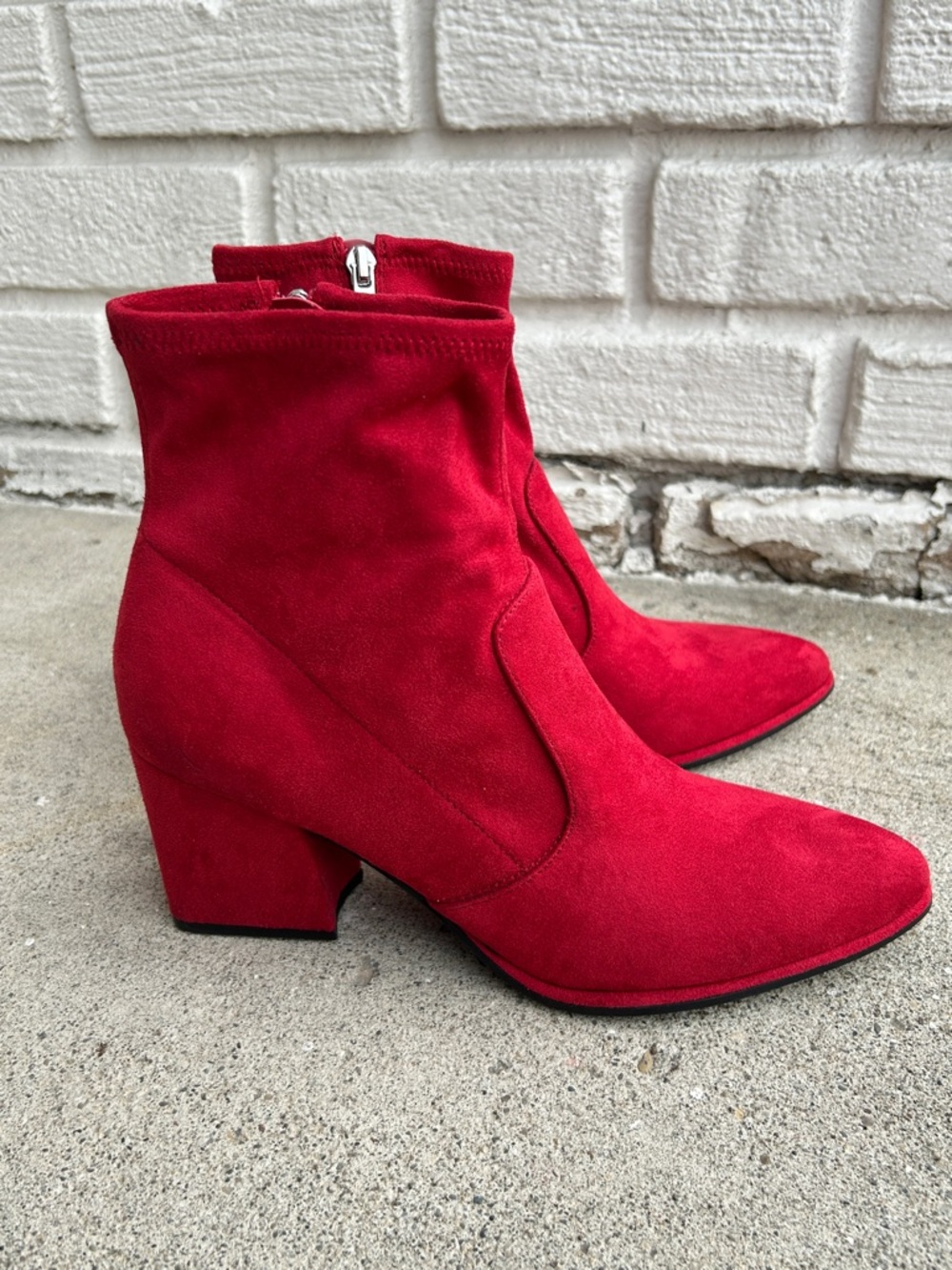 Marc Fisher Lizzy  Red Microsuede Block Heel Casual Ankle Booties  Womens 10M